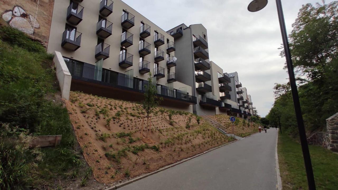 Central Prague Vitkov - Free Parking Exterior foto