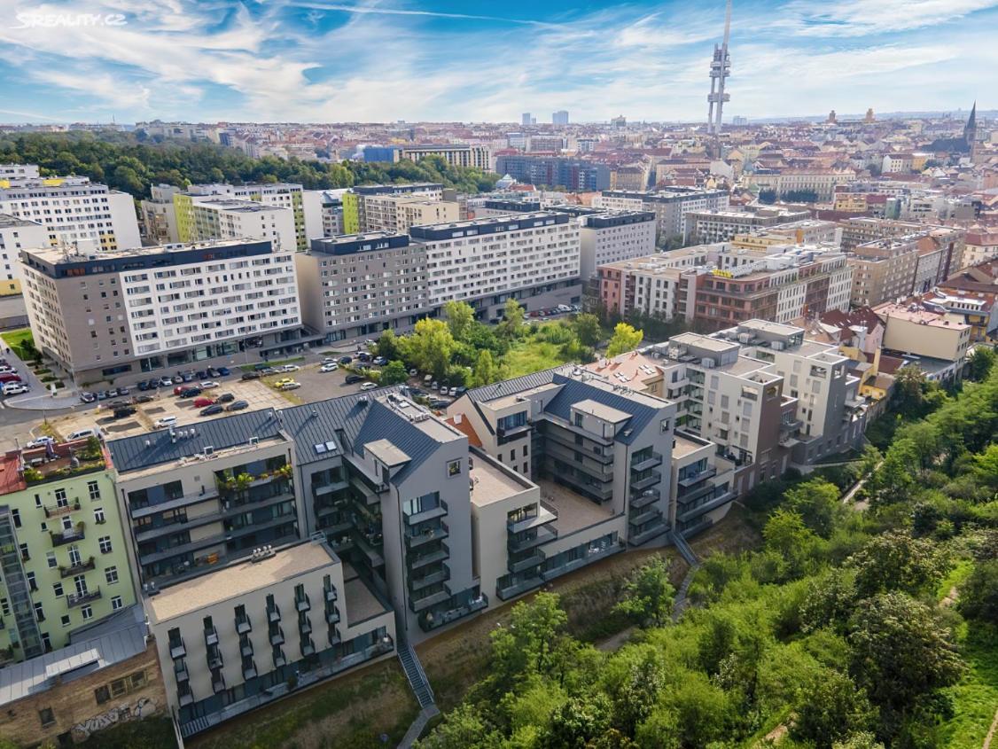 Central Prague Vitkov - Free Parking Exterior foto
